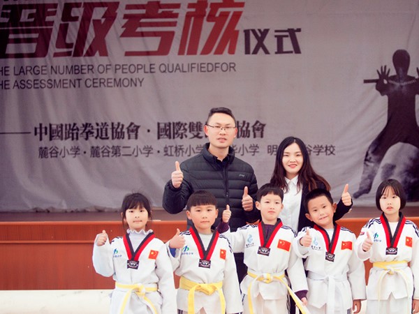 左校长亲临晋级现场指导工作